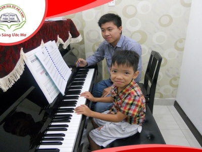 Gia Sư Dạy Đàn Nhạc Tại Nhà: Ukulele, Guitar, Piano, Organ