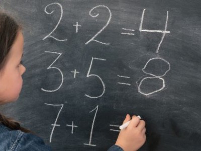 Các mẹo dạy toán lớp 1 tại nhà hiệu quả và dễ nhớ nhất